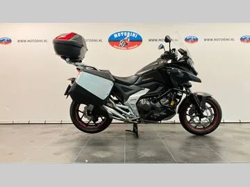 Honda NC750X (2023) — foto 1