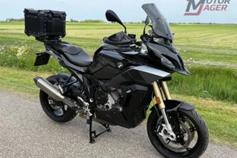 BMW S 1000 XR (2023)