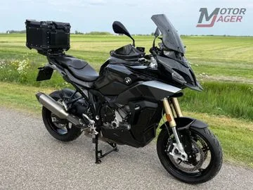 BMW S 1000 XR (2023) — foto 1