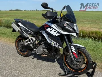 KTM 990 Supermoto T (2010) — foto 1