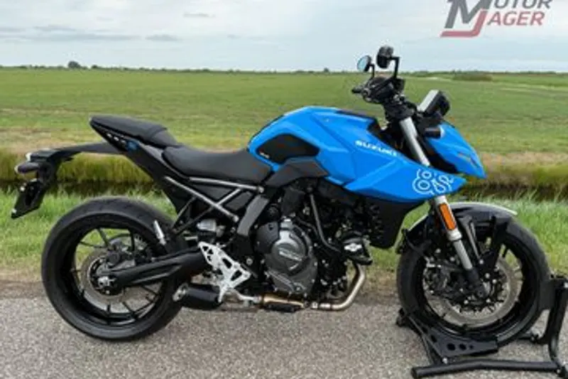 Suzuki GSX-8S (2025)