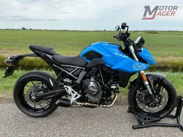 Suzuki GSX-8S (2025) — foto 1