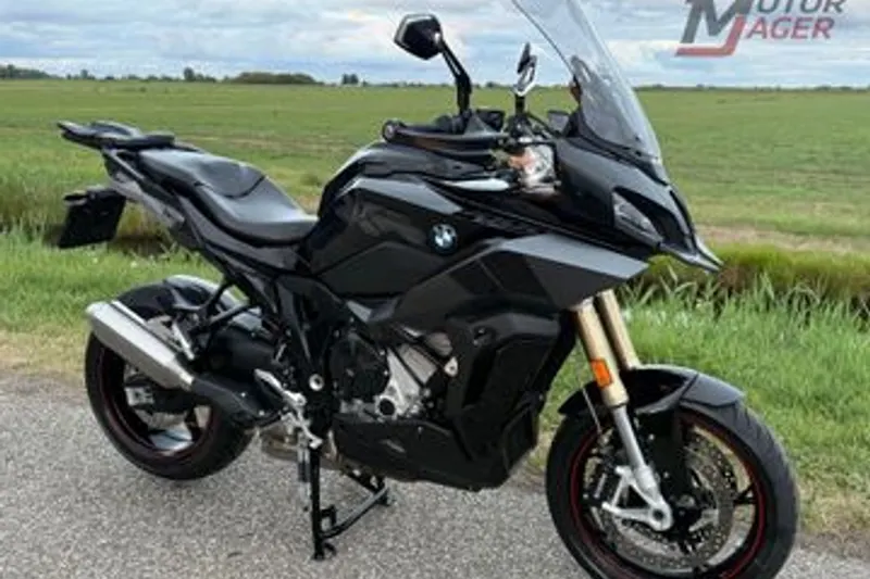 BMW S 1000 XR (2022)