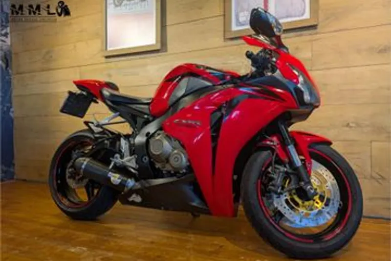 Honda CBR 1000 RR Fireblade (2009)