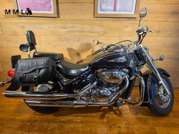 Suzuki VL 800 Volusia (2003) — foto 1