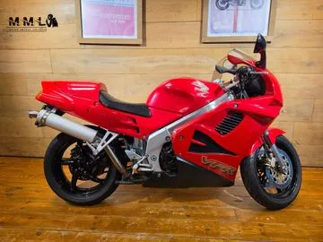 Honda VFR 750 F (1995) — foto 1