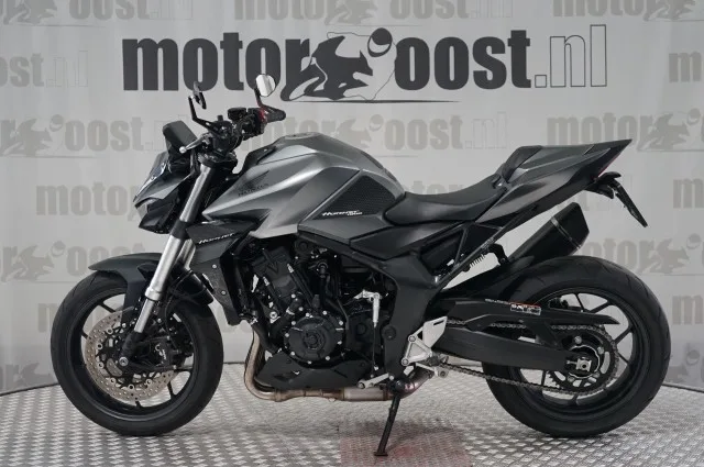 Honda CB 1000 HORNET SPECIAL (2025) — foto 1