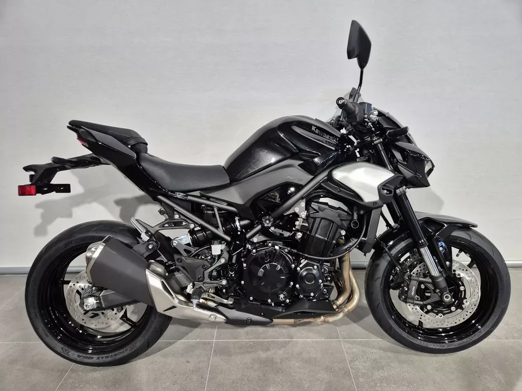 Kawasaki Z900 (2026) — foto 1