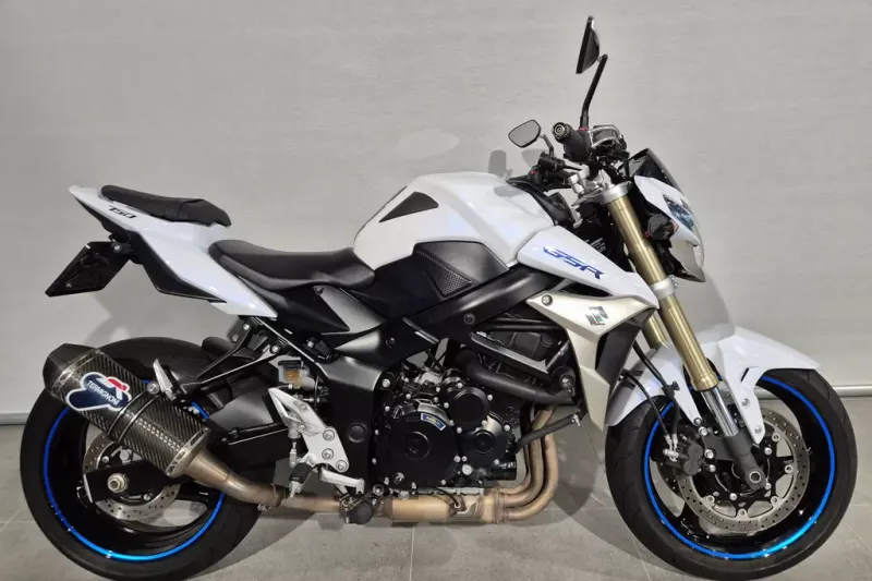 Suzuki GSR750 (2016)