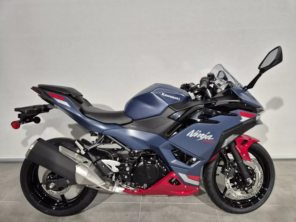 Kawasaki Ninja 500 (2026) — foto 1