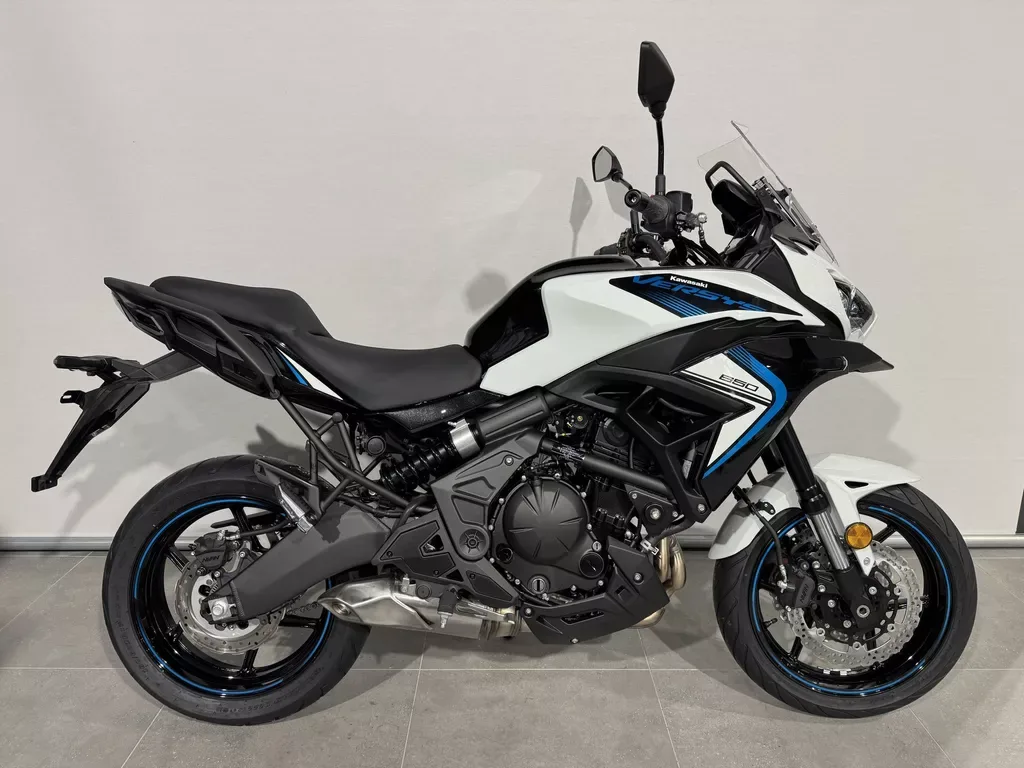 Kawasaki Versys 650 (2026) — foto 1