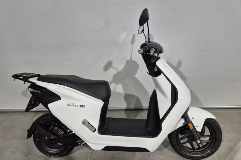 Honda EM1 E (0)