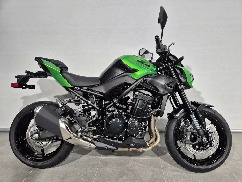 Kawasaki Z900 (2026) — foto 1