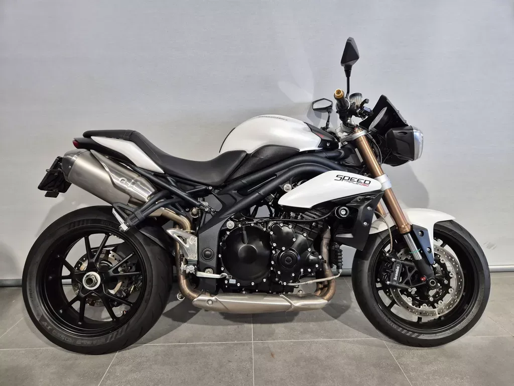 Triumph Speed Triple 1050 (2012) — foto 1