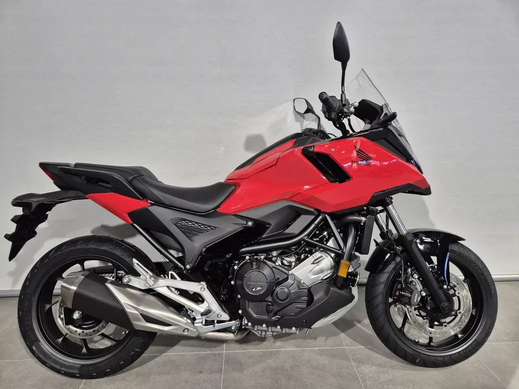 Honda NC750X (2026) — foto 1