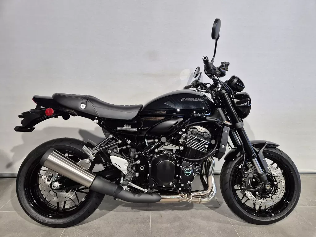 Kawasaki Z900RS (2026) — foto 1