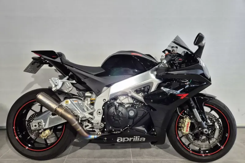 Aprilia RSV4 (2013)