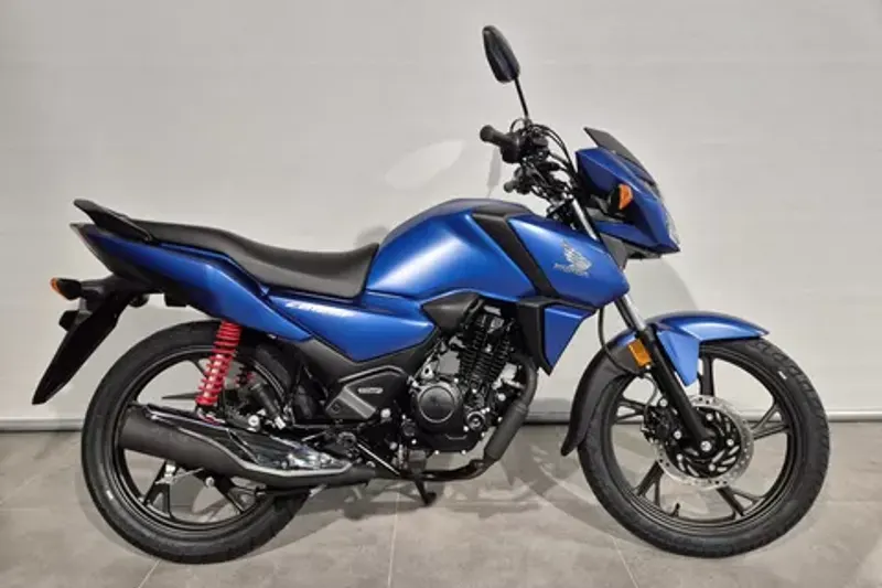 Kawasaki Z900 (2026)
