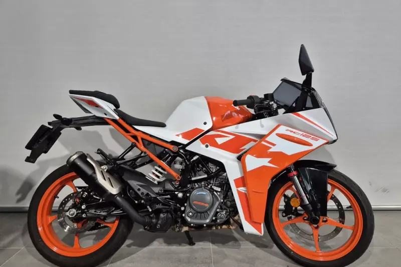 KTM 125 RC (2023)