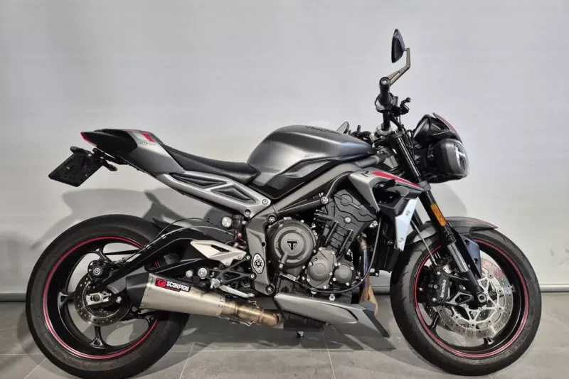 Triumph Street Triple R (2022)