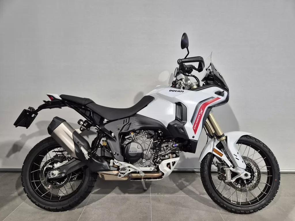 Ducati DesertX (2026) — foto 1