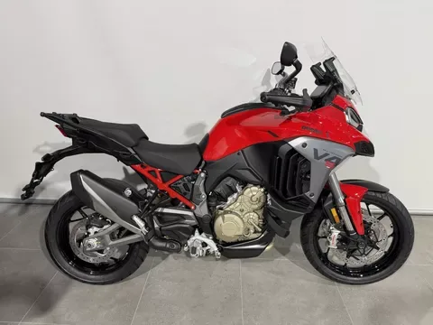 Kawasaki Z900 (2026) — foto 1