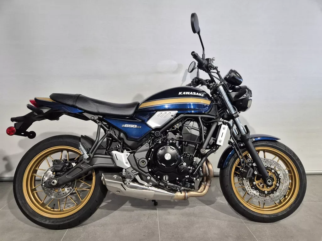 Kawasaki Z 650 RS (0) — foto 1