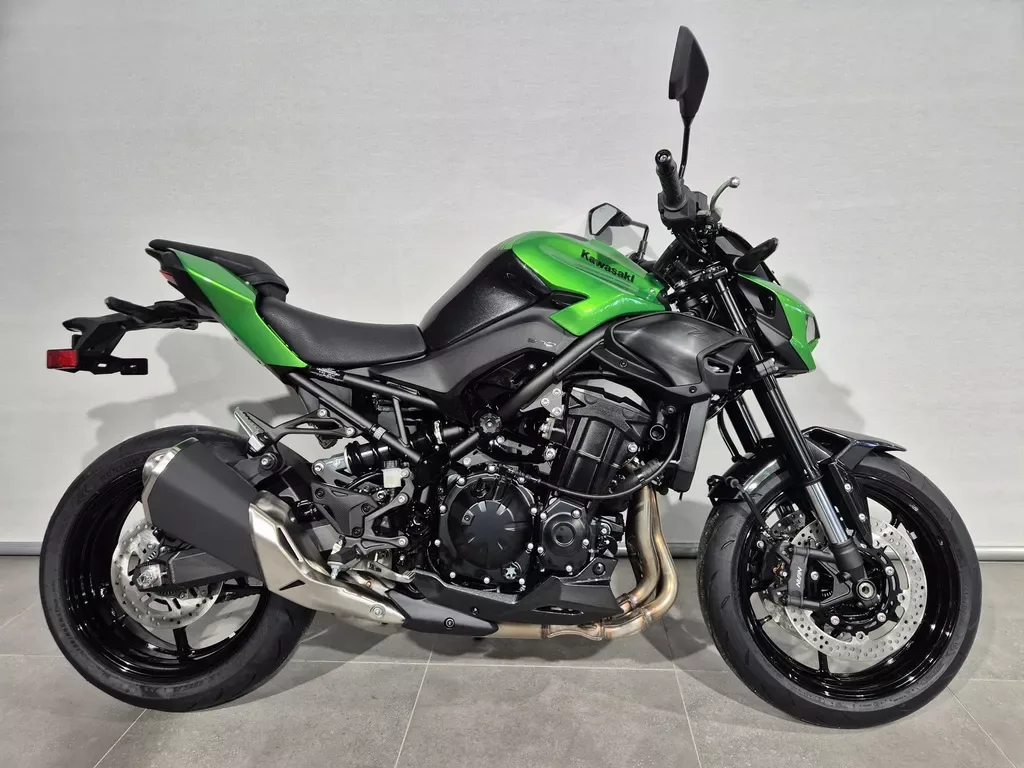Kawasaki Z900 (2026) — foto 1