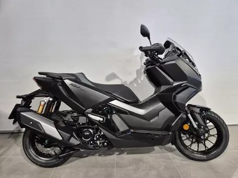 Honda CBR650R (2026) — foto 1