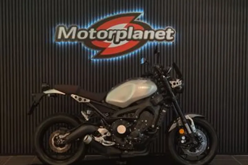 Yamaha XSR900 (2017)