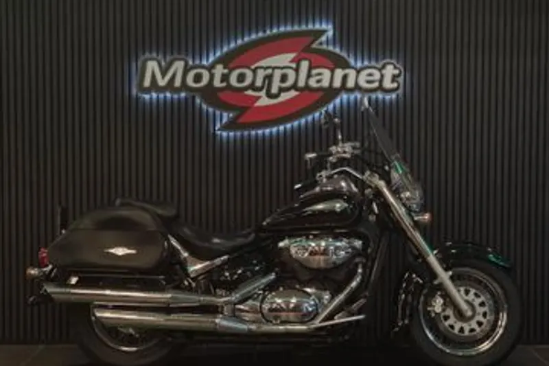 Suzuki VL800 (2004)