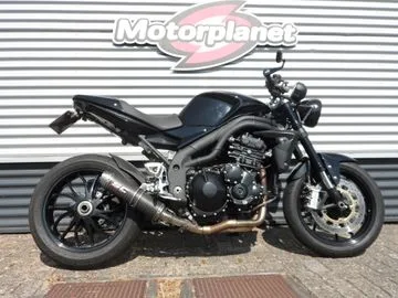 TRIUMPH SPEED TRIPLE (2010) — foto 1