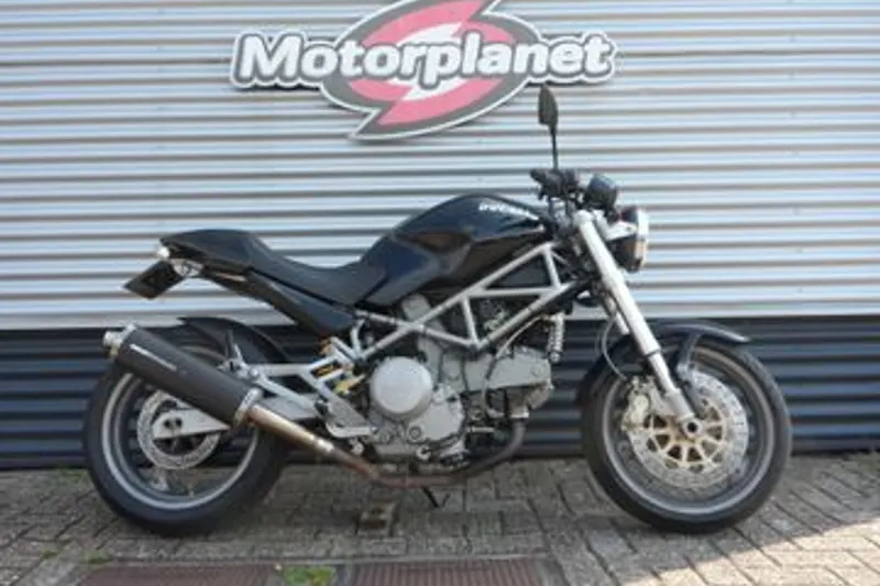 DUCATI MONSTER 800 (2004)