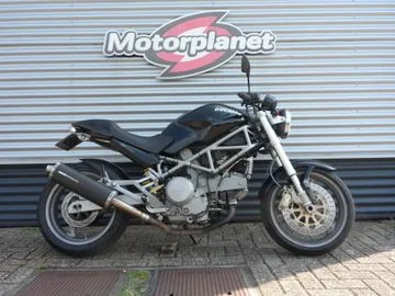 DUCATI MONSTER 800 (2004) — foto 1