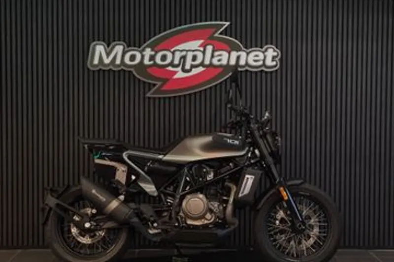 Husqvarna Svartpilen 701 (2020)