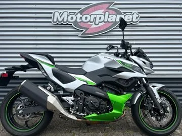 KAWASAKI NINJA 7 HYBRID (2024) — foto 1