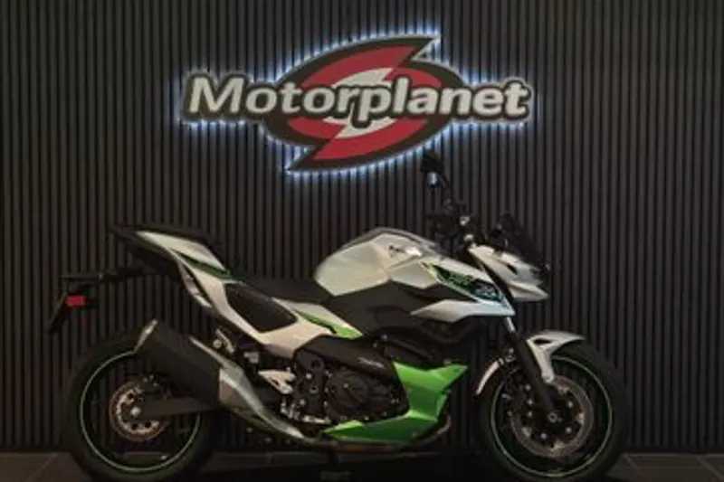 Kawasaki Z7 Hybrid (2024)