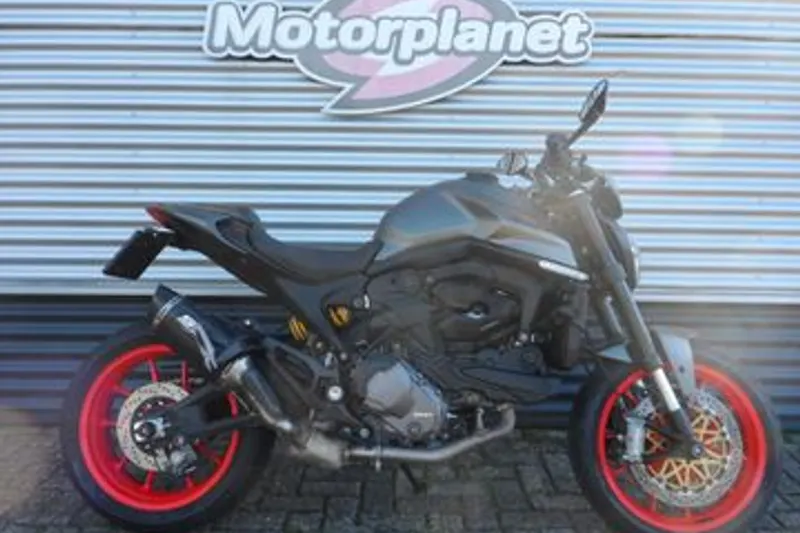 DUCATI MONSTER / MONSTER + (2021)