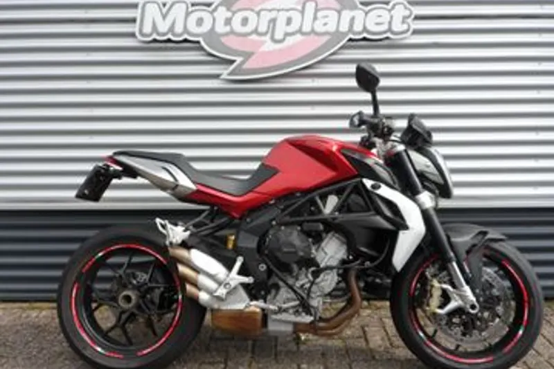 MV Agusta Brutale 800 (2015)