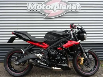 Triumph Street Triple R (2017) — foto 1