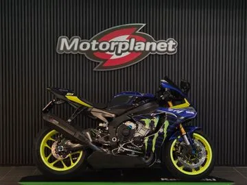 Yamaha YZF-R1 (2017) — foto 1