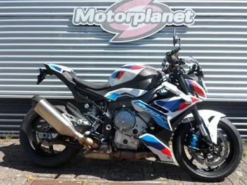 BMW M 1000 R (2023) — foto 1