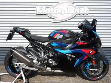 BMW (BTW Motor) M 1000 RR (2026) — foto 1