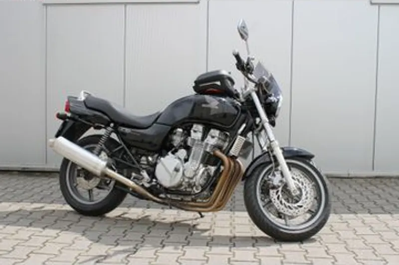Honda CB 750 SEVEN FIFTY (1995)