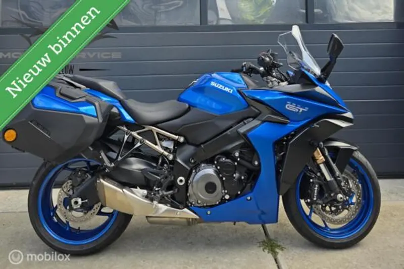 Suzuki GSX-S1000GT Plus (2022)
