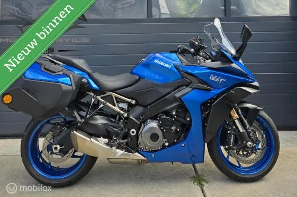 Suzuki GSX-S1000GT Plus (2022) — foto 1