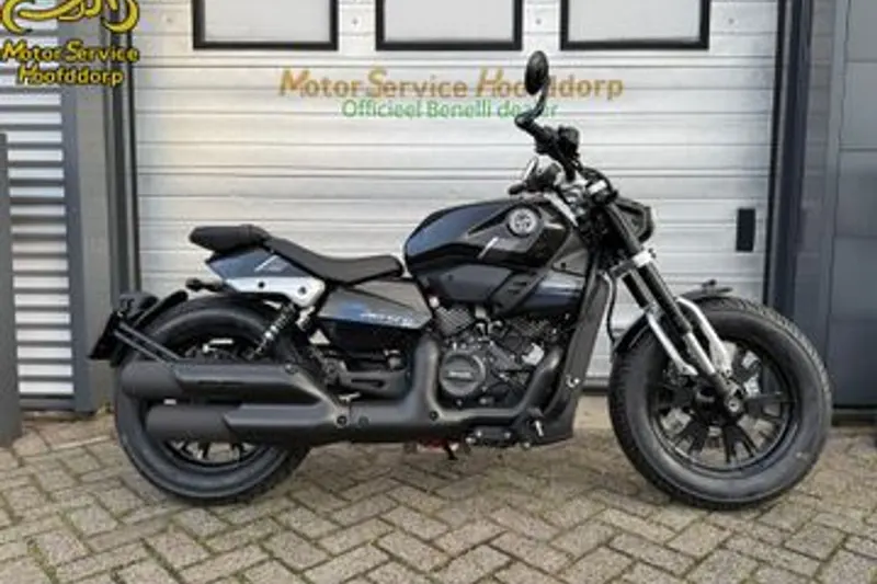 BENELLI LEONCINO BOBBER 400 (2026)