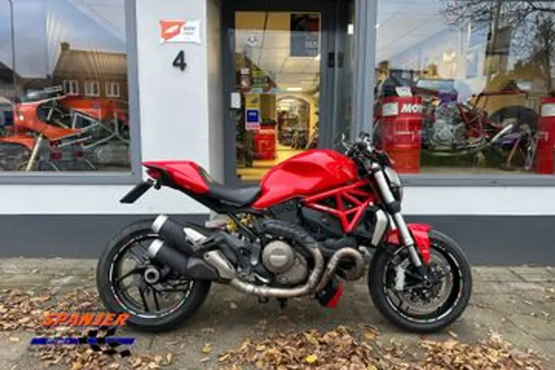 DUCATI MONSTER 1200 (2015)