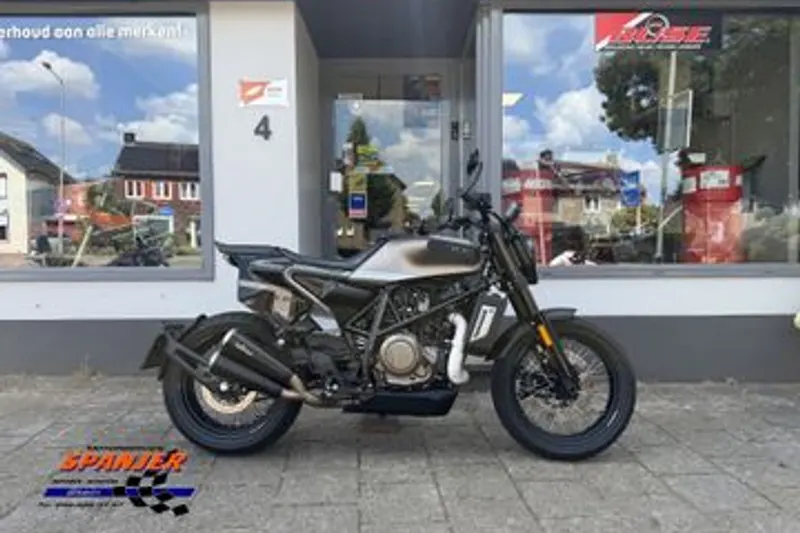 Husqvarna Svartpilen 701 (2019)