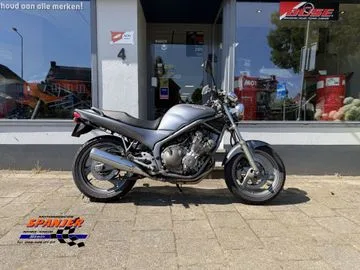 Yamaha XJ 600 N Diversion (1995) — foto 1